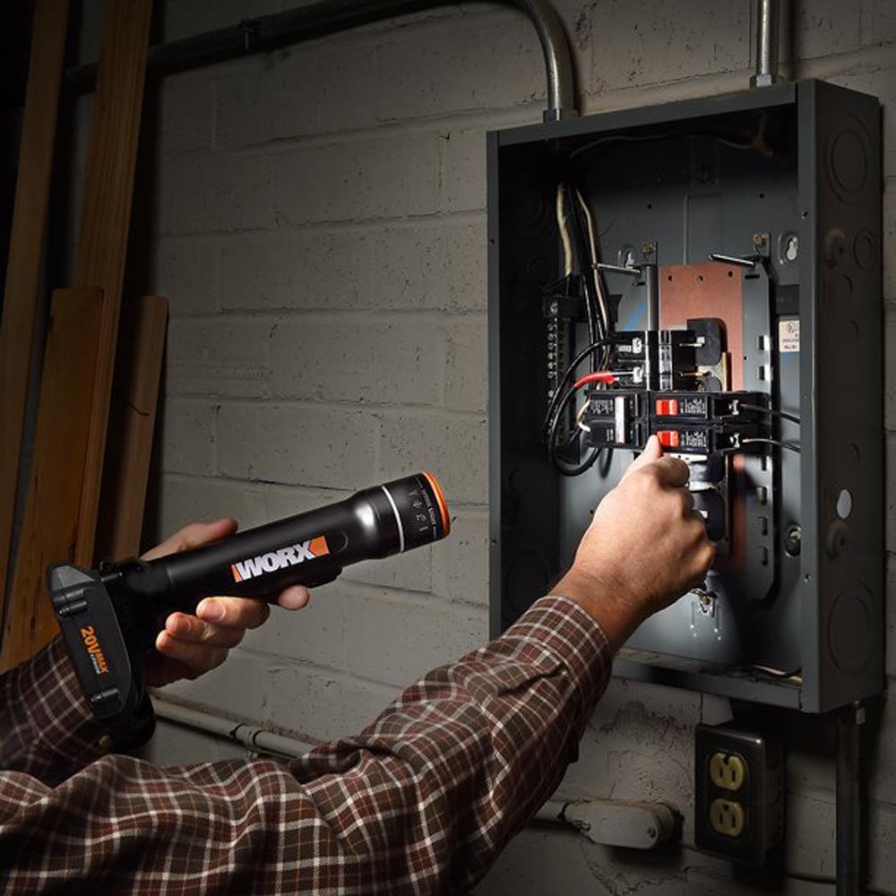 worx-wx027-9-20volt-510-lumen-cok-fonksiyonlu-led-fener-aku-dahil-degildir-14265