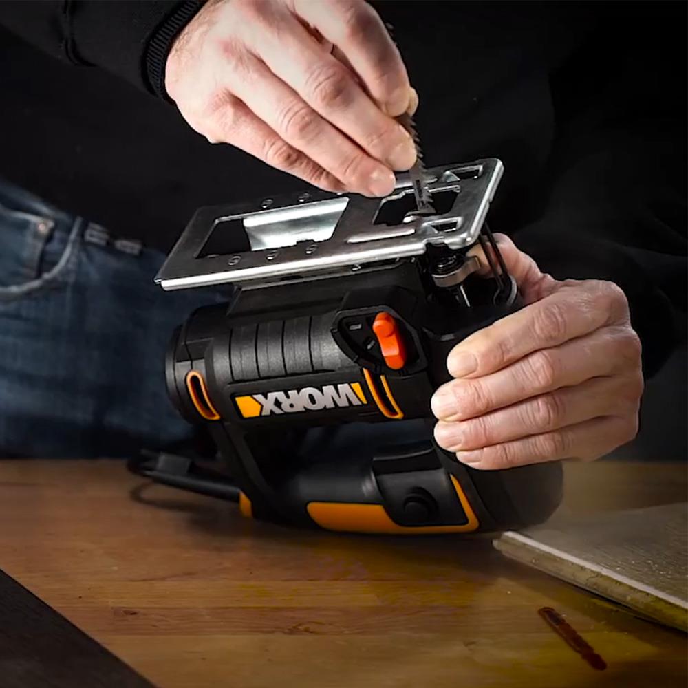 worx-wx479-750watt-profesyonel-devir-ayarli-dekupaj-testere-24096
